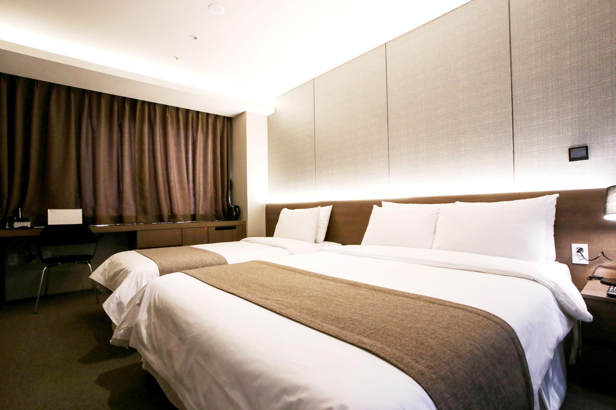 M Stay Hotel Gyeonggi Giheung ยงอิน ภายนอก รูปภาพ