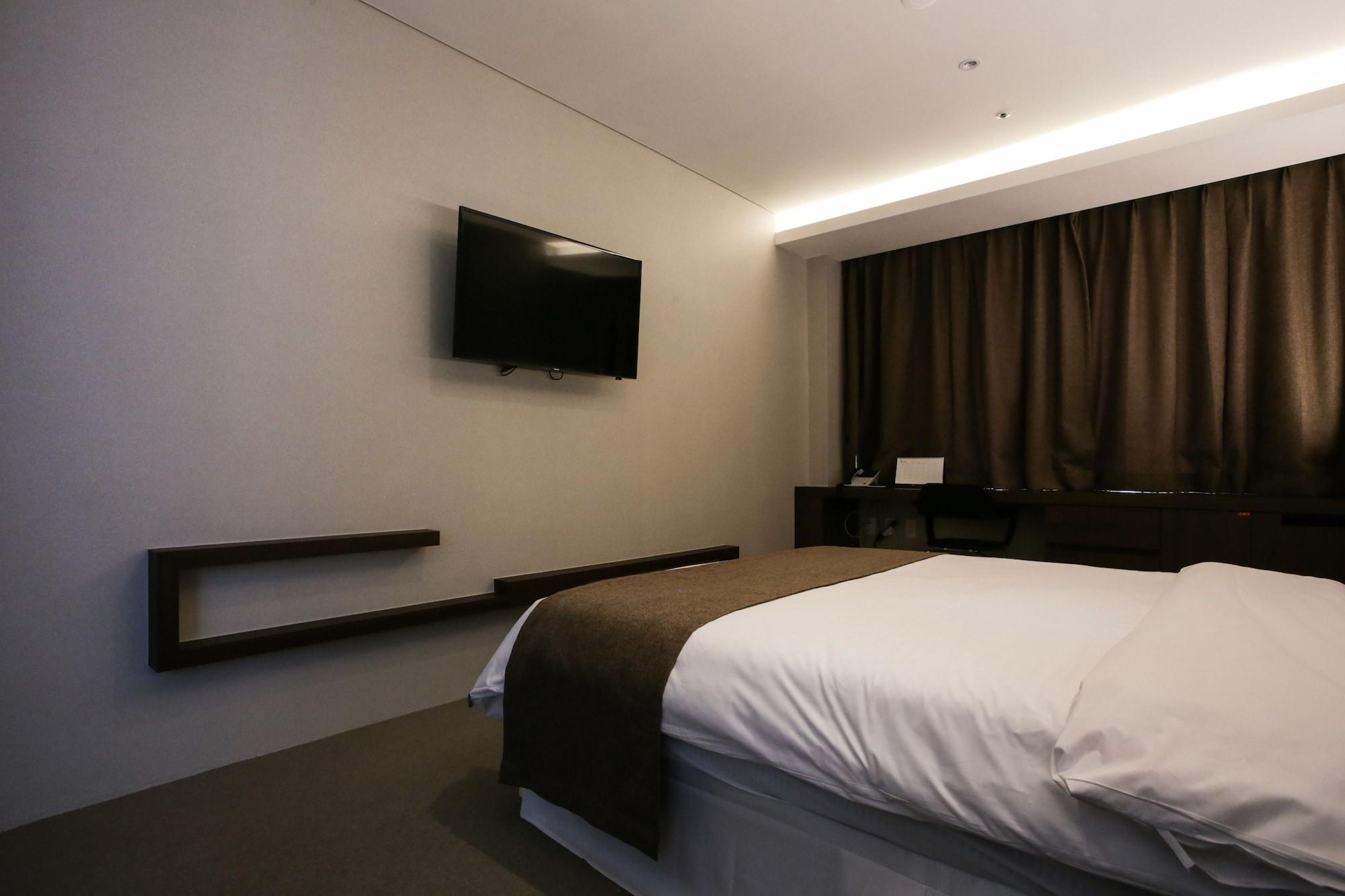 M Stay Hotel Gyeonggi Giheung ยงอิน ภายนอก รูปภาพ