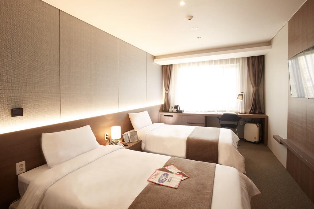 M Stay Hotel Gyeonggi Giheung ยงอิน ภายนอก รูปภาพ