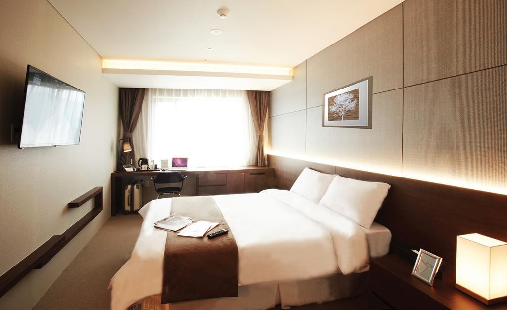 M Stay Hotel Gyeonggi Giheung ยงอิน ภายนอก รูปภาพ